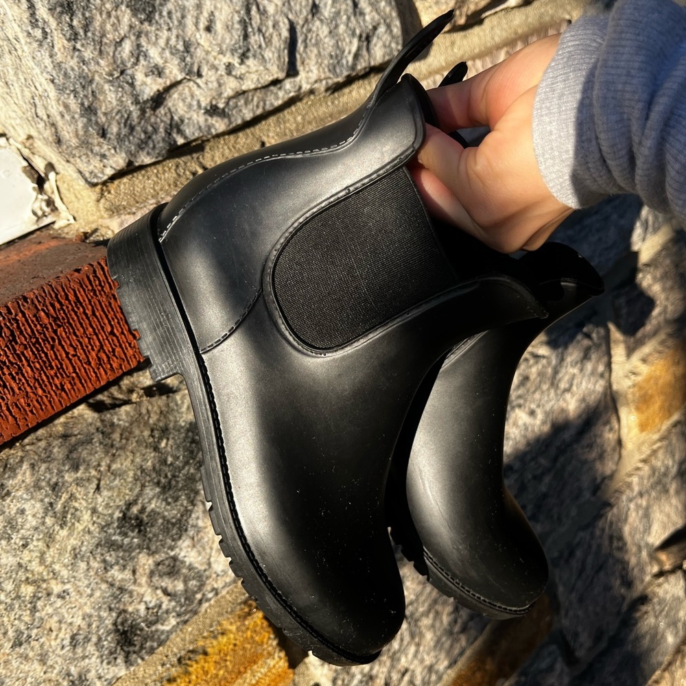 Rain boots